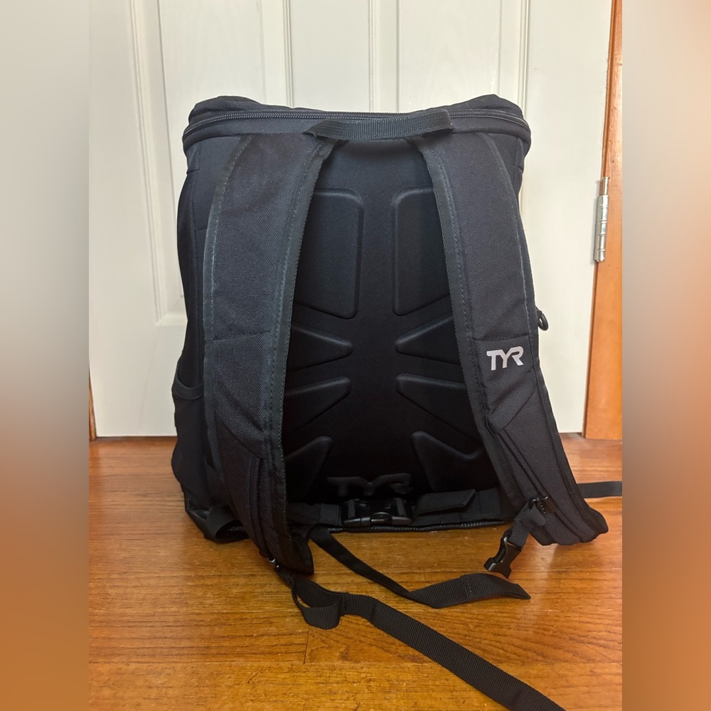 TYR Swim Backpack - Picture 8 of 12